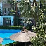 Liona & 3* Gündoğan