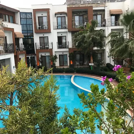 Ξενοδοχείο Liona & 3*