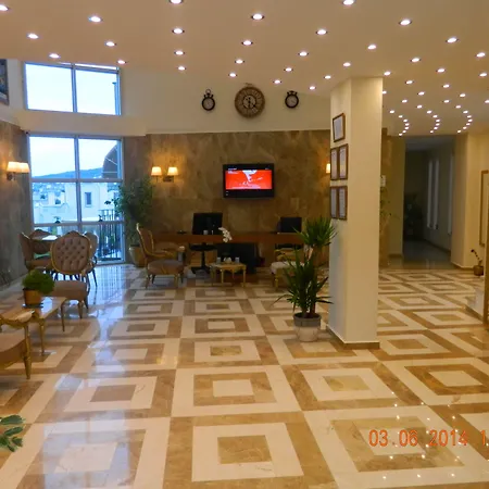 Hotell Liona & 3*