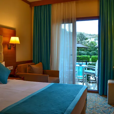 Liona & 3* Gundogan (Bodrum)