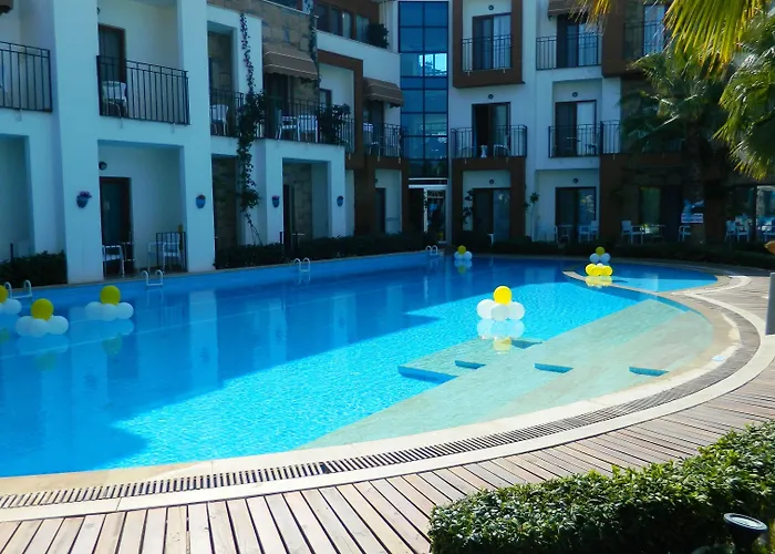Liona & Hotell Gündogan