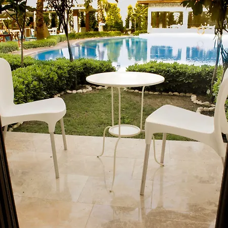 Liona Hotel&spa Hotel
