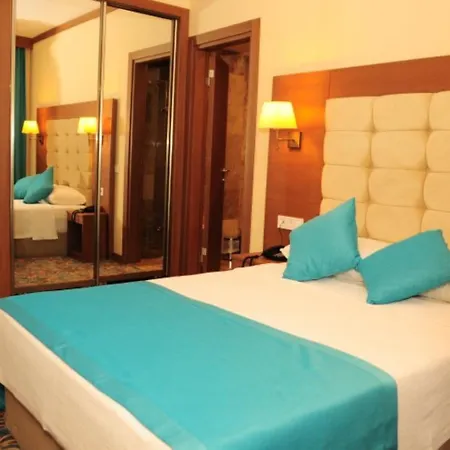 Liona Hotel&spa Hotel 3*
