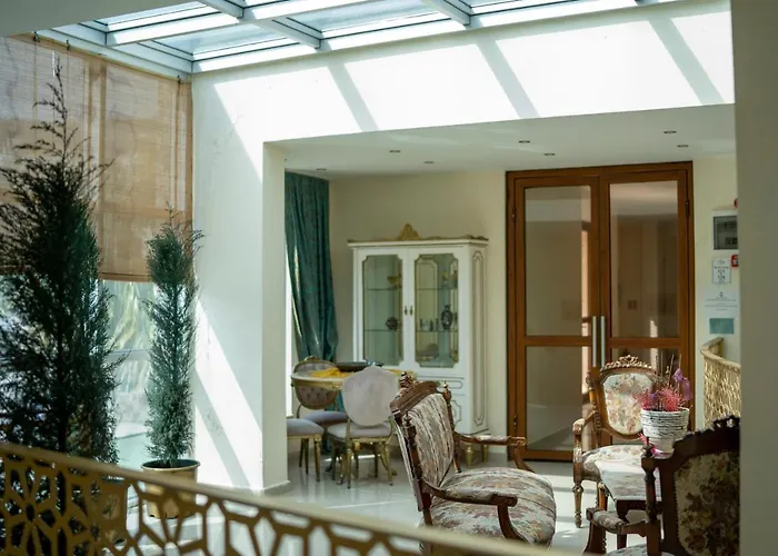 Liona & Otel Gündoğan